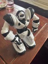 2004 Wow Wee Mini Robot