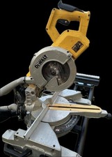 Dewalt Bench Saw DW777-GB