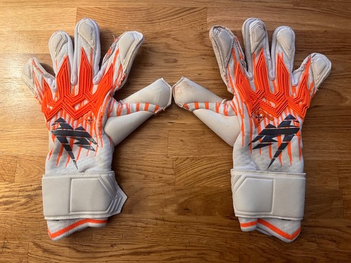 Kaliaaer goalkeeper gloves - goalkeeper,