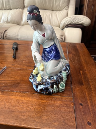 Chinese porcelain figure - chinese,