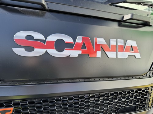 Scania cab front badge - p&g,