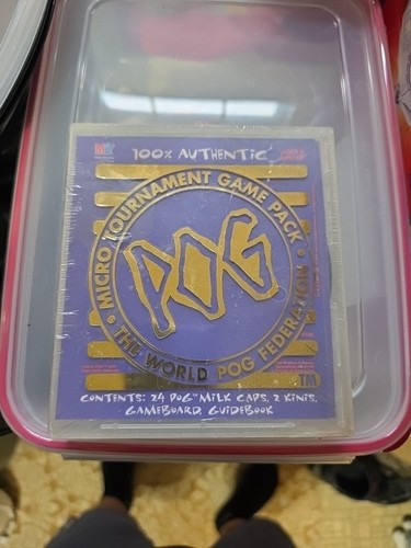 Vtg world pog federation - world,
