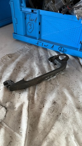 Mercedes w201 190 door hinge - 190,