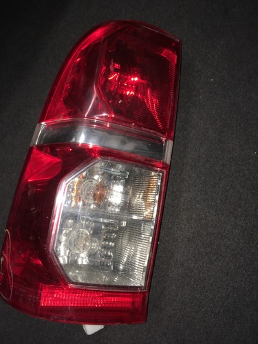2015 toyota hilux passenger - toyota,