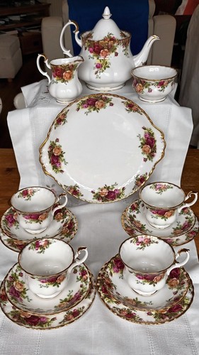 Royal albert old - albert, roses