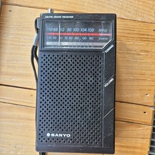 Sanyo AM FM 2 Band Pocket