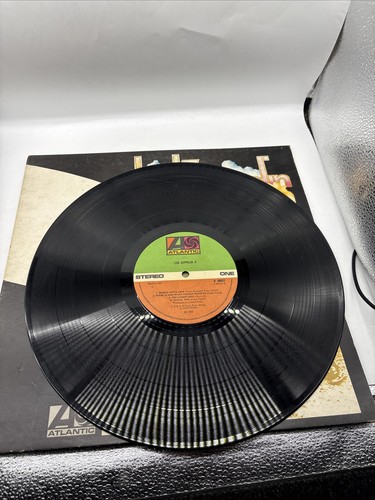 Led zeppelin 1973 uk - zeppelin, ii