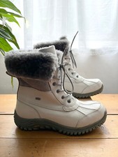 UGG Adirondack White Boots UK 9.5 Fits like UK 8-8.5