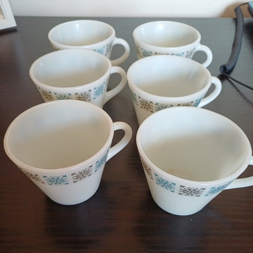 Vintage jaj pyrex - x,