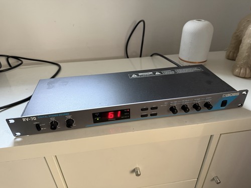 Boss digital stereo - rv-70,