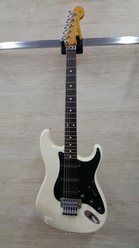 Fender electric guitar jv - ,