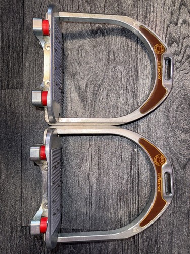 Butet aluminium stirrups - aluminium,