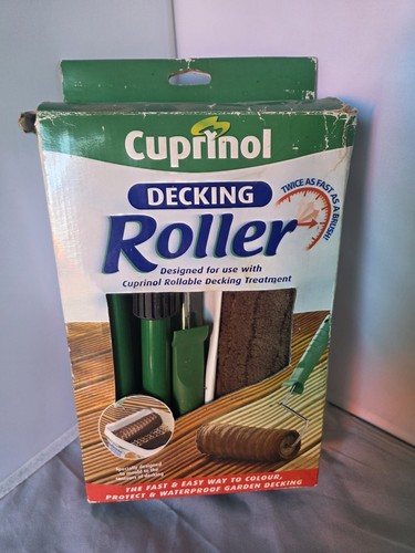 Cuprinol decking roller - decking,