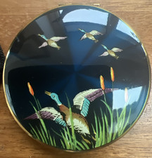 Vintage Kigu Powder Compact