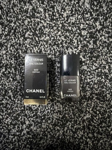 Chanel vernis nail colour - chanel,