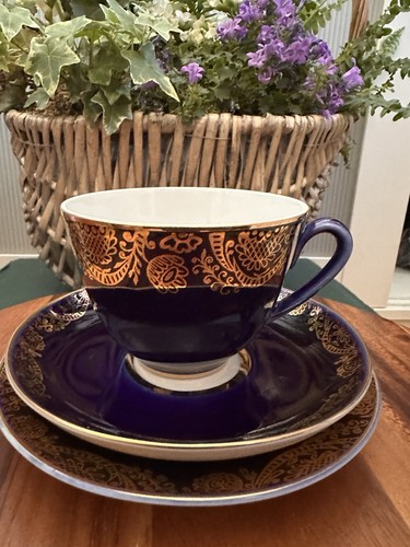 Vintage lomonosov tea trio - vintage,