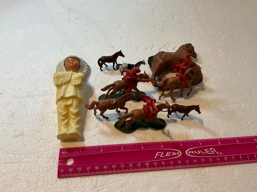 Vintage lot plastic - lot,