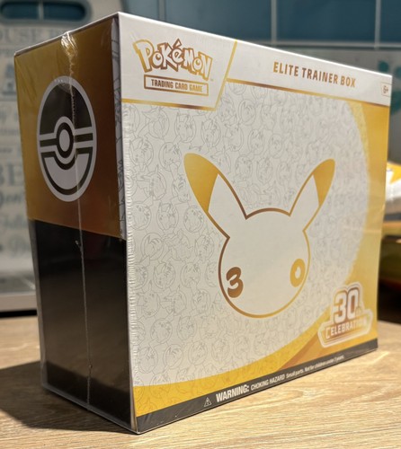 Pokemon 30th celebration elite - pokemon,