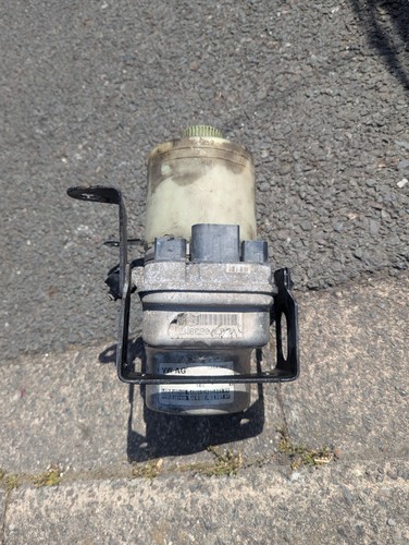 Polo 9n3 power - power, assisted