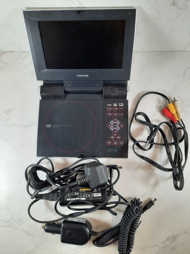Toshiba p1400 portable dvd - toshiba, sd-p1400