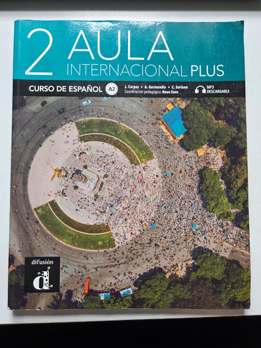 Aula internacional plus - aula,