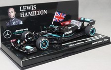 Minichamps Mercedes-AMG F1 W12