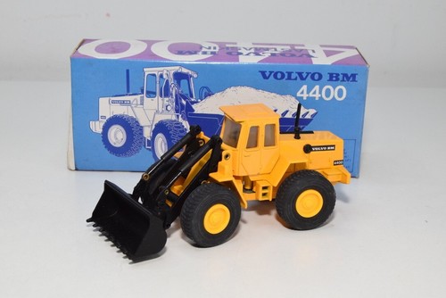 B71 volvo 4400 wheel - b71,