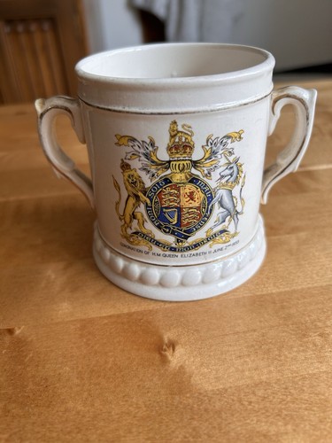 Coronation mug queen - queen, elizabeth