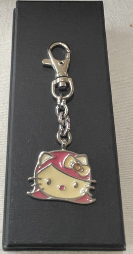 Tarina tarantino hello kitty - tarina,