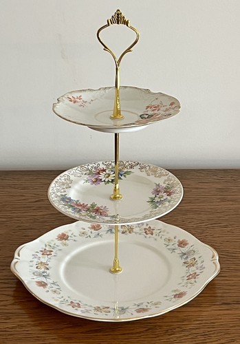 Stunning tier cake stand - tier,