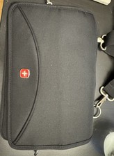 SwissGear SWC0113B Travel Tech Organizer Bag For iPad Or Small Tablet Pockets