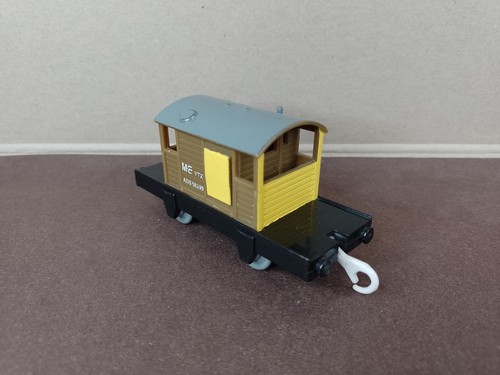 Brown and yellow brake - yellow,