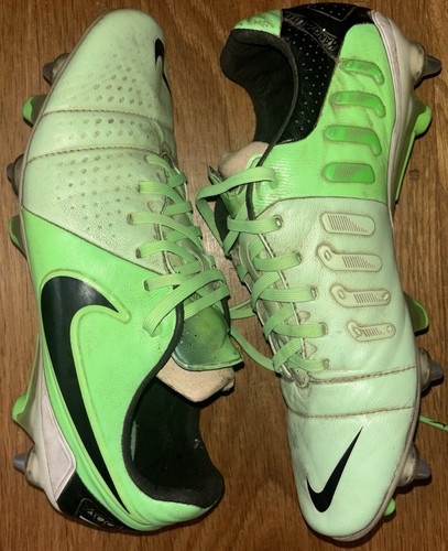Nike ctr360 maestri iii - nike,