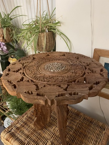 Carved round wooden - round, side