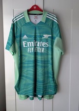 Arsenal 2021/2022 home