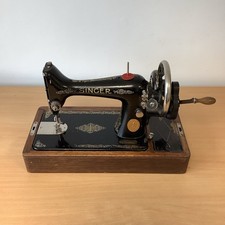 Vintage Singer Hand Crank Sewing Machine Model Serial No. Y6939302 With Case