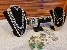 LOT #10 JEWELRY, HORSE PIN 925