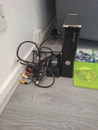 Xbox 360 slim - xbox,