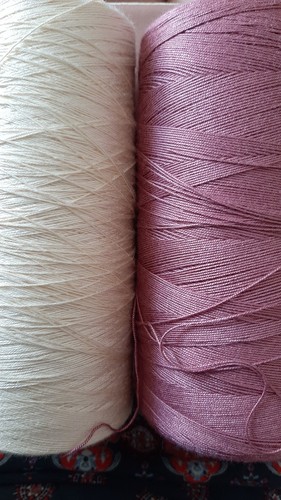 Cones yarn lace weight - 2, x