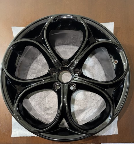 Alfa romeo giulia alloy wheel - giulia,