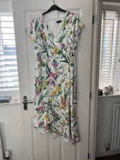 Phase Eight floral dress 18