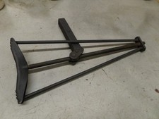 JAGUAR MK2 / DAIMLER V8 250