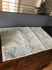 ONE HANDMADE REVERSIBLE