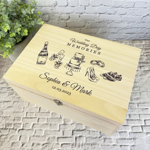 Engraved wedding elements - engraved,