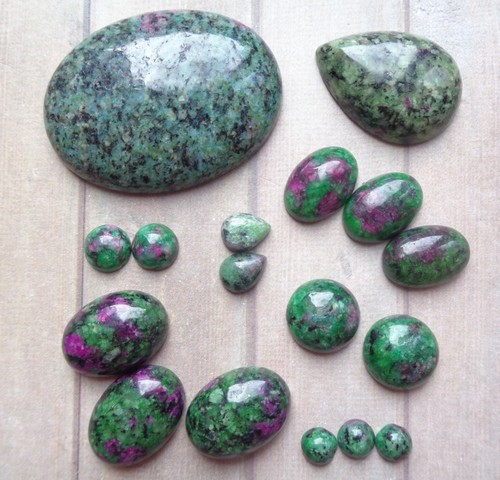 17pc ruby zoisite - 17pc,