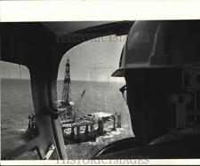 1972 Press Photo USGS inspector Dan Bourgeois views ODECO's floating rig