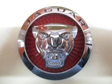 JAGUAR FRONT GRILLE BADGE