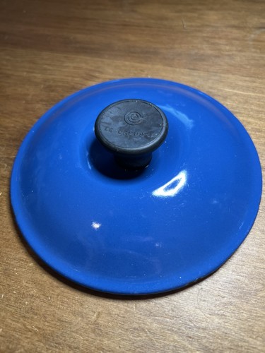 Creuset small 14 cast - no.14,