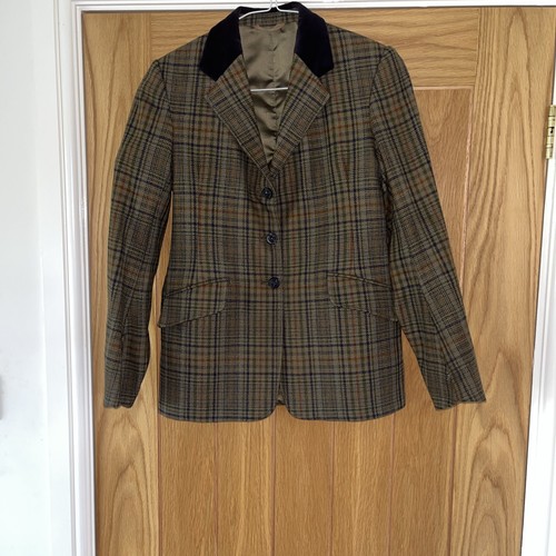 Showscene tweed show - showscene, 32”
