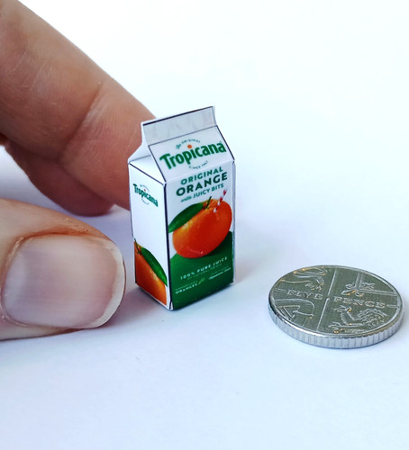 Dolls house miniature - dolls,
